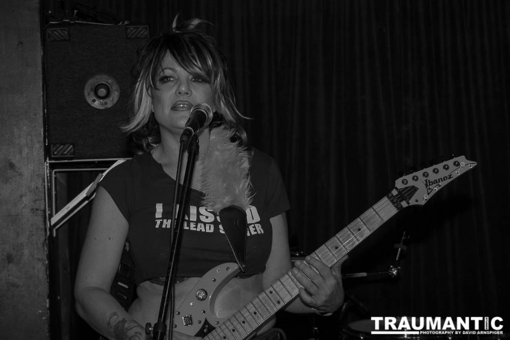 The Lizard Queens, Shay and Dana, from The Cat Club.  April 16th, 2008.