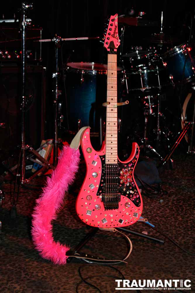 The Lizard Queens, Shay and Dana, from The Cat Club.  April 16th, 2008.