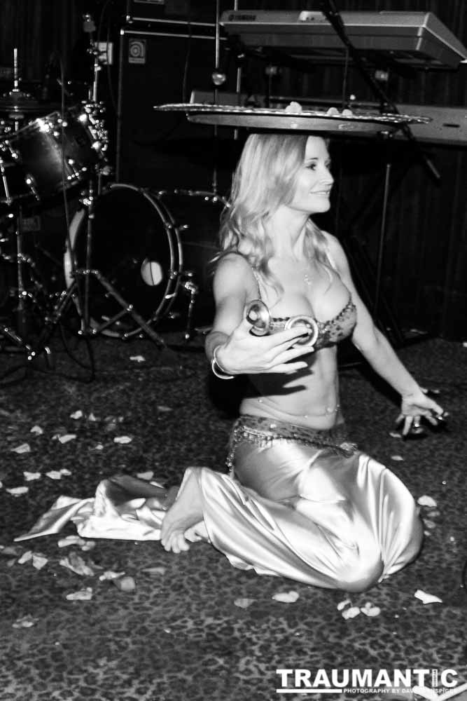 Dolphina at Self Inflicted..  Cat Club, April 16th, 2008.