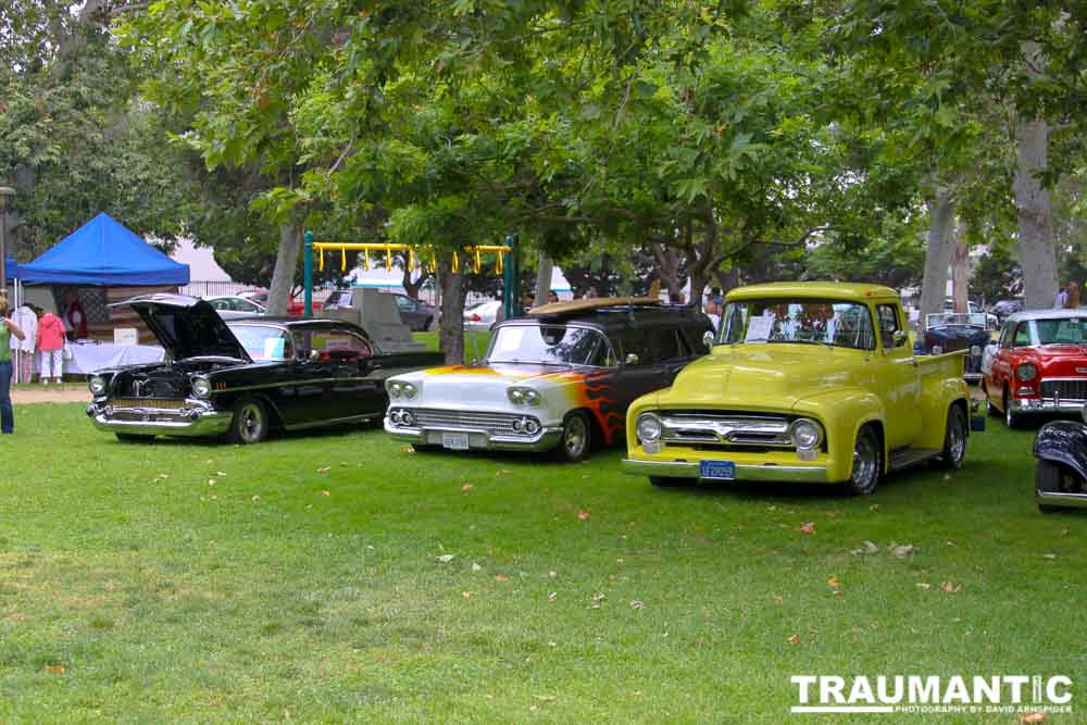 I was at a park for another event when I walked into a car show area.  Spent a few minutes capturing some of the beauties parked there.