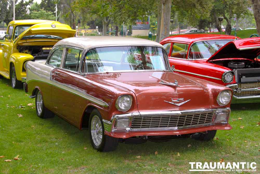 I was at a park for another event when I walked into a car show area.  Spent a few minutes capturing some of the beauties parked there.