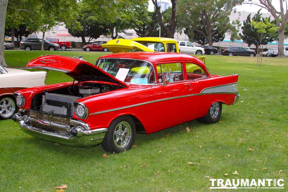 I was at a park for another event when I walked into a car show area.  Spent a few minutes capturing some of the beauties parked there.