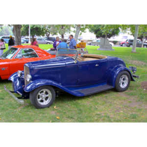 I was at a park for another event when I walked into a car show area.  Spent a few minutes capturing some of the beauties parked there.