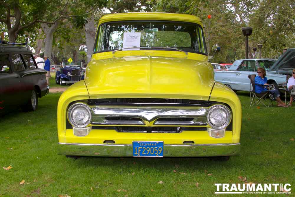 I was at a park for another event when I walked into a car show area.  Spent a few minutes capturing some of the beauties parked there.