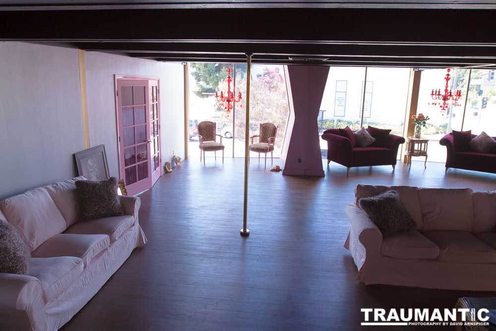 I was asked to shoot the grand opening of Emma Ridley's second location for her Goddess Fitness Dance clubs.  This location in particular was an amazing place.  Unfortunately, it's closed down now.  I did have fun shooting the event though.