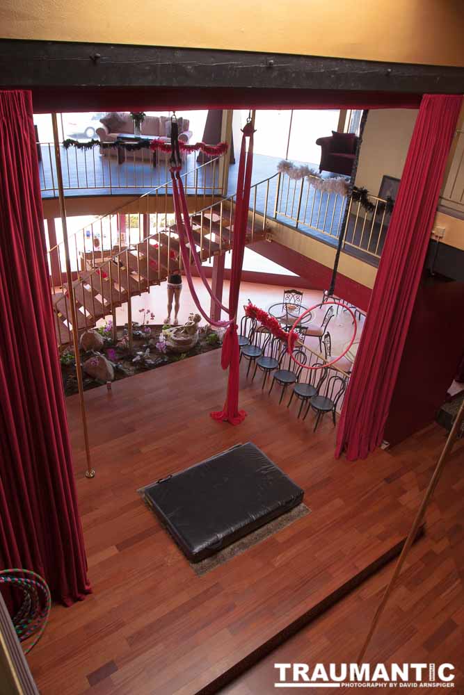 I was asked to shoot the grand opening of Emma Ridley's second location for her Goddess Fitness Dance clubs.  This location in particular was an amazing place.  Unfortunately, it's closed down now.  I did have fun shooting the event though.