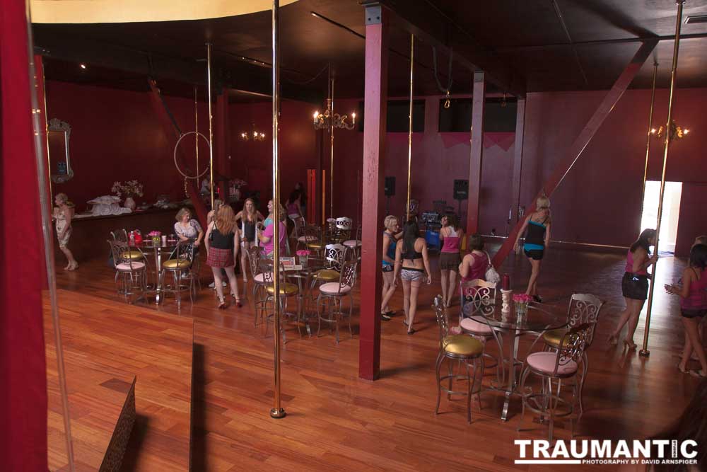 I was asked to shoot the grand opening of Emma Ridley's second location for her Goddess Fitness Dance clubs.  This location in particular was an amazing place.  Unfortunately, it's closed down now.  I did have fun shooting the event though.