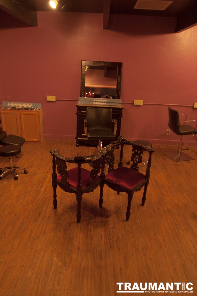 I was asked to shoot the grand opening of Emma Ridley's second location for her Goddess Fitness Dance clubs.  This location in particular was an amazing place.  Unfortunately, it's closed down now.  I did have fun shooting the event though.