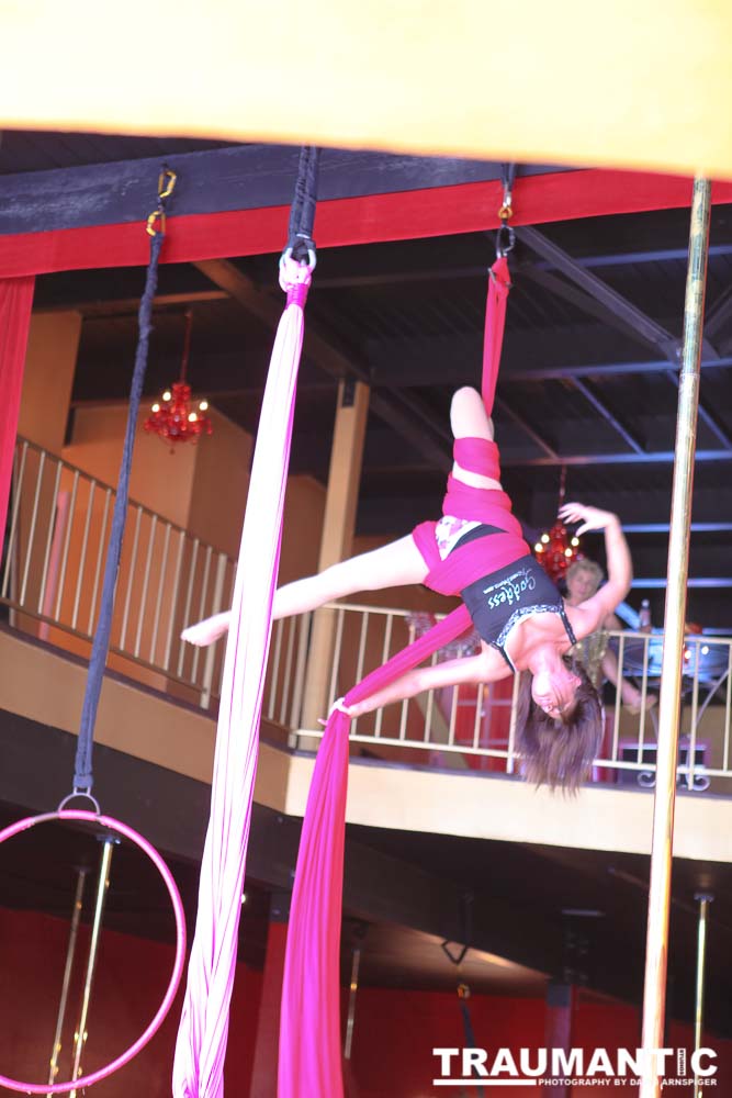 I was asked to shoot the grand opening of Emma Ridley's second location for her Goddess Fitness Dance clubs.  This location in particular was an amazing place.  Unfortunately, it's closed down now.  I did have fun shooting the event though.