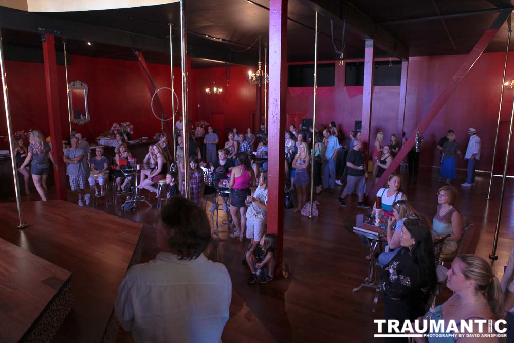 I was asked to shoot the grand opening of Emma Ridley's second location for her Goddess Fitness Dance clubs.  This location in particular was an amazing place.  Unfortunately, it's closed down now.  I did have fun shooting the event though.