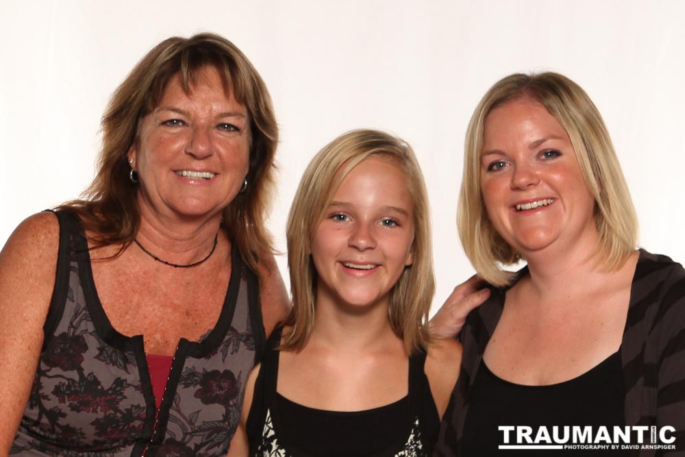 After doing some pickup shots for the Diabetes Walk with Makenna Myers, I spent a little time doing some family shots too.