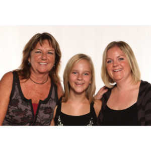 After doing some pickup shots for the Diabetes Walk with Makenna Myers, I spent a little time doing some family shots too.