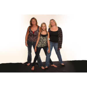 After doing some pickup shots for the Diabetes Walk with Makenna Myers, I spent a little time doing some family shots too.