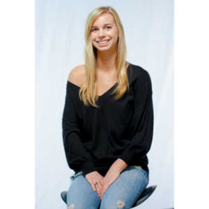 Morgan is an aspiring model and a college student.  She's gorgeous and fun to shoot.  We had planned to shoot at a mansion in Beverly Hills and discovered a wedding in progress there, so we shot in the park right across from the Beverly Hills Hotel instead.  This is one of my favorite shoots I have done.  Hoping to shoot with Morgan again someday if it is possible.