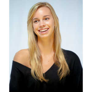 Morgan is an aspiring model and a college student.  She's gorgeous and fun to shoot.  We had planned to shoot at a mansion in Beverly Hills and discovered a wedding in progress there, so we shot in the park right across from the Beverly Hills Hotel instead.  This is one of my favorite shoots I have done.  Hoping to shoot with Morgan again someday if it is possible.