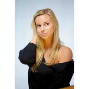 Morgan is an aspiring model and a college student.  She's gorgeous and fun to shoot.  We had planned to shoot at a mansion in Beverly Hills and discovered a wedding in progress there, so we shot in the park right across from the Beverly Hills Hotel instead.  This is one of my favorite shoots I have done.  Hoping to shoot with Morgan again someday if it is possible.