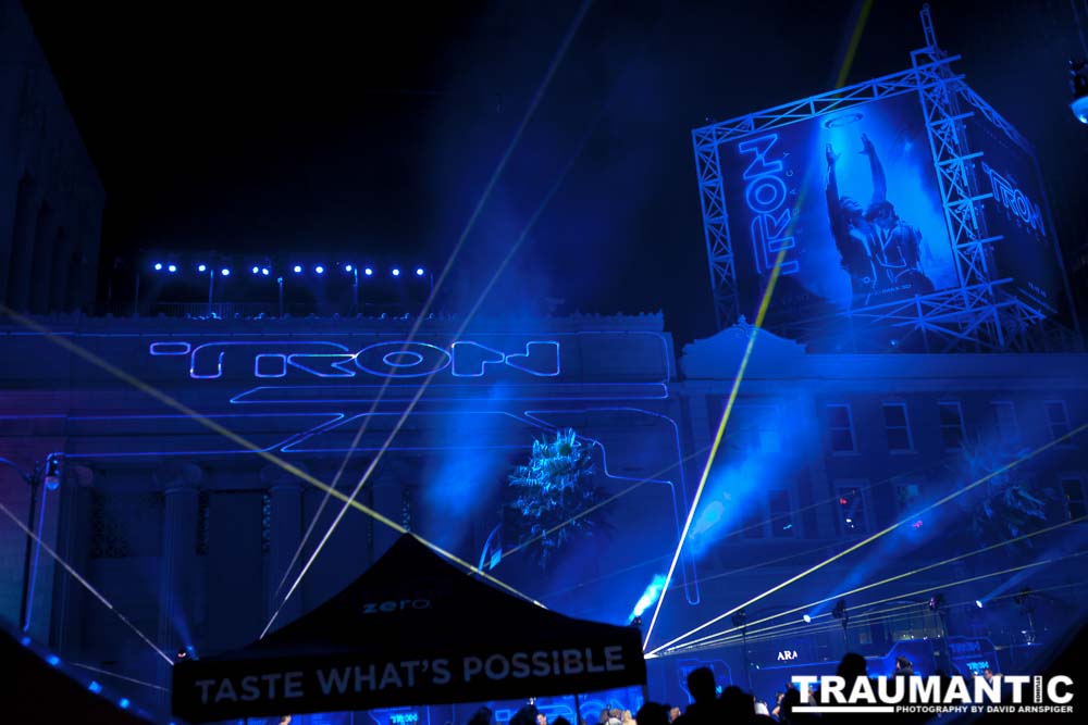 I went down to Hollywood on the evening of the premiere of TRON Legacy.  I wasn't able to get real close, but thanks to a long lens, I did pretty good getting some shots.