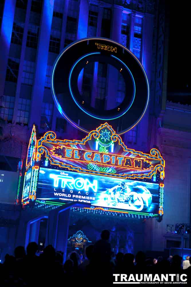 I went down to Hollywood on the evening of the premiere of TRON Legacy.  I wasn't able to get real close, but thanks to a long lens, I did pretty good getting some shots.