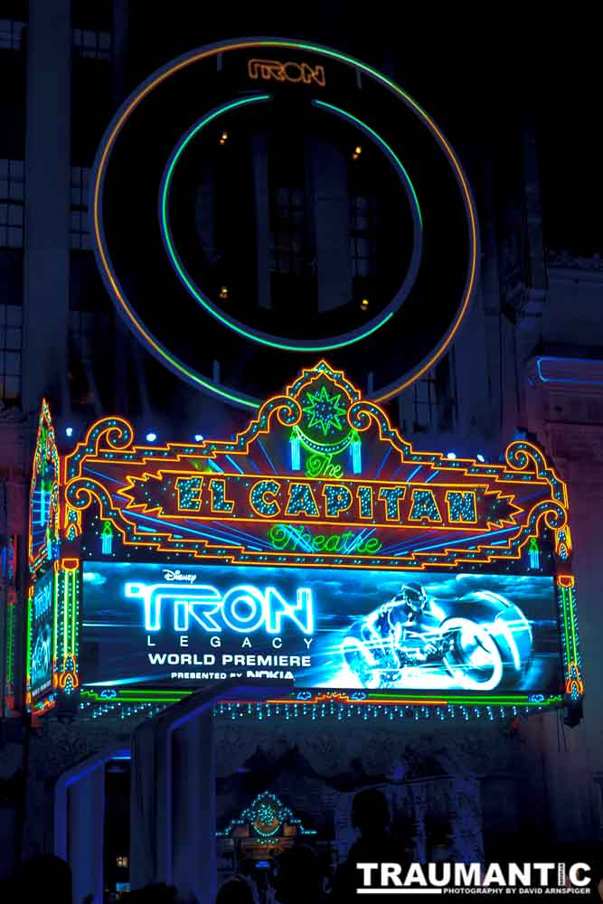 I went down to Hollywood on the evening of the premiere of TRON Legacy.  I wasn't able to get real close, but thanks to a long lens, I did pretty good getting some shots.