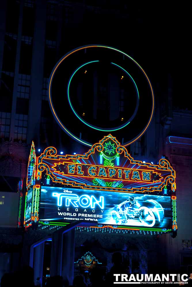 I went down to Hollywood on the evening of the premiere of TRON Legacy.  I wasn't able to get real close, but thanks to a long lens, I did pretty good getting some shots.