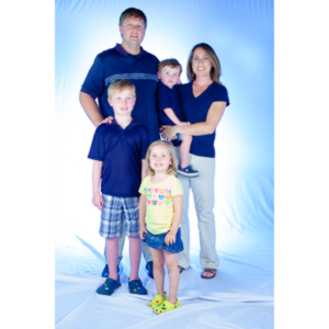 A spur of the moment family photo session.  I literally had 5 minutes notice to set up for it.