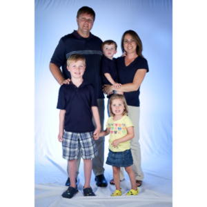 A spur of the moment family photo session.  I literally had 5 minutes notice to set up for it.