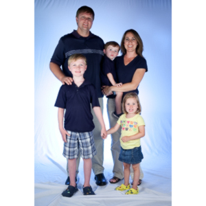 A spur of the moment family photo session.  I literally had 5 minutes notice to set up for it.