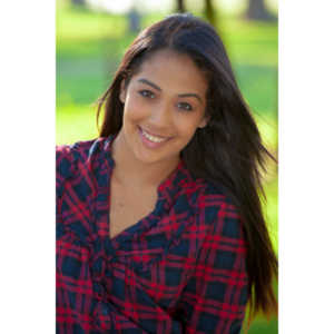 My first shoot with Isela for her personal portfolio.