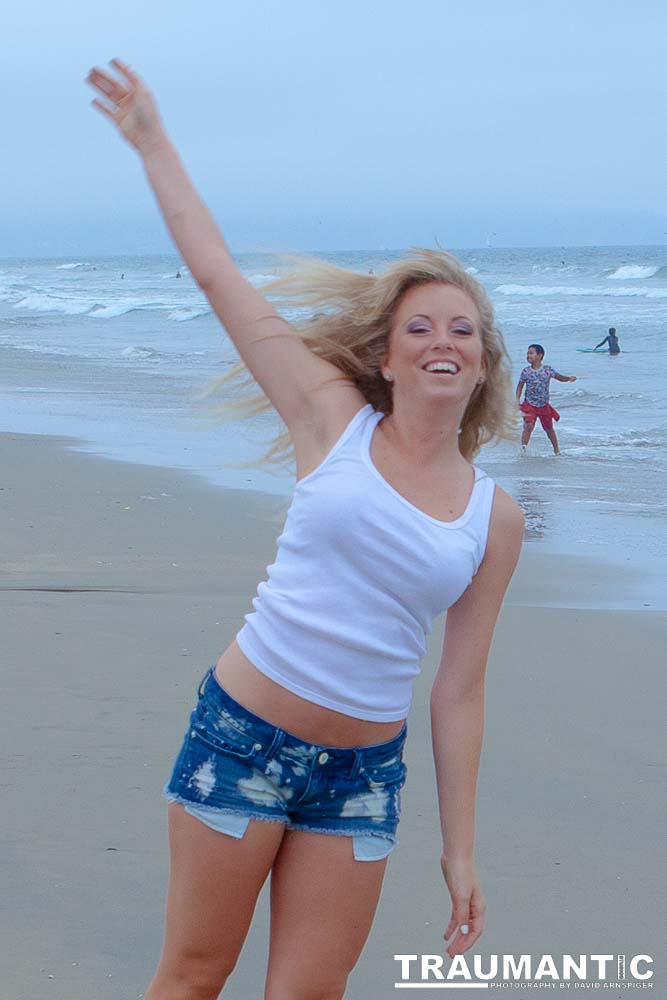 Erica hired me to come down to Manhattan Beach to photograph her and 4 friends on the beach.  We got some fun pictures.