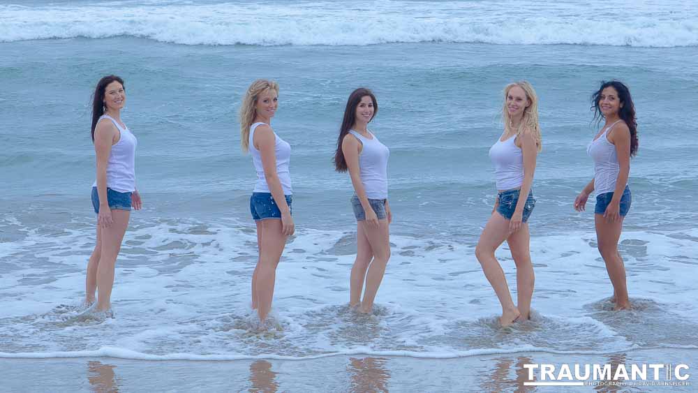 Erica hired me to come down to Manhattan Beach to photograph her and 4 friends on the beach.  We got some fun pictures.