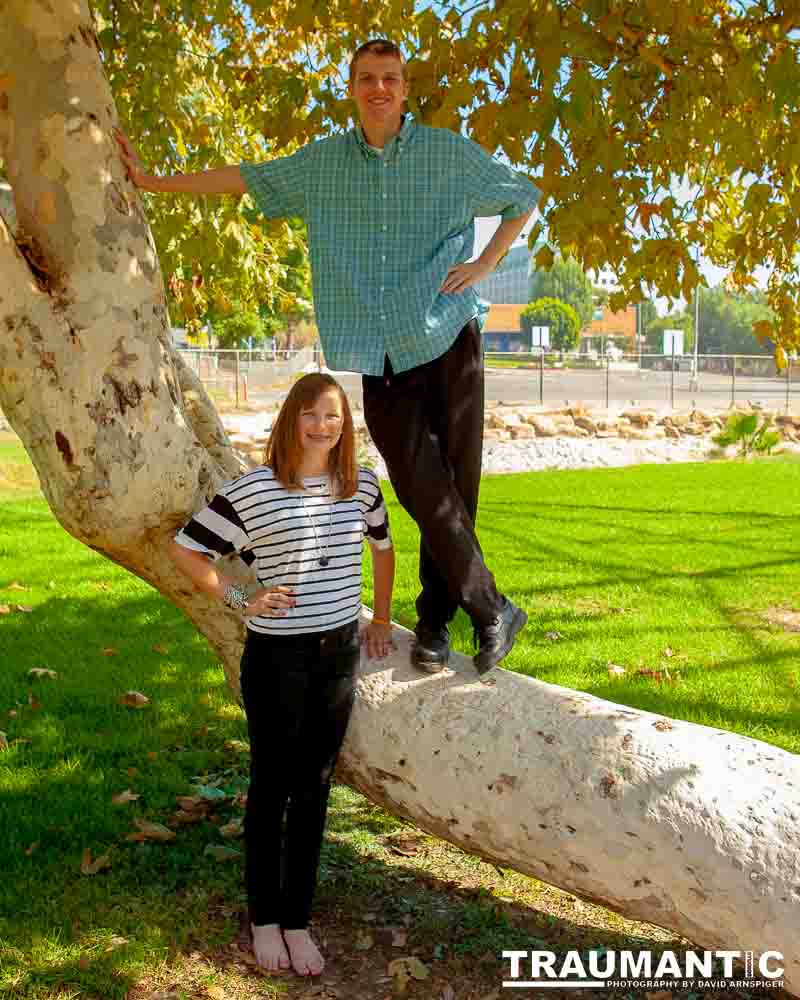 Brewster Family portraits in Johnny Carson Park, Burbank, CA