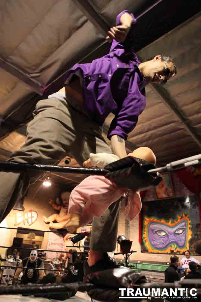 Various photographs of the Freakshow Wrestling California event on 01/14/2012.  This was my first time shooting the event.  I was actually brought in to do some custom shots of the wrestlers for web site animations.