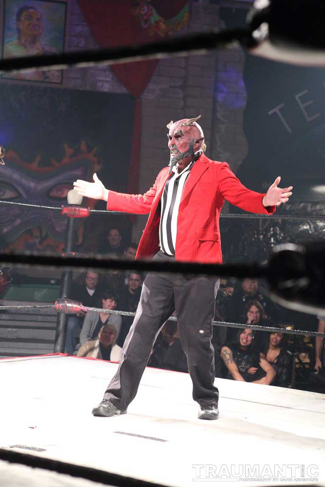 Various photographs of the Freakshow Wrestling California event on 01/14/2012.  This was my first time shooting the event.  I was actually brought in to do some custom shots of the wrestlers for web site animations.