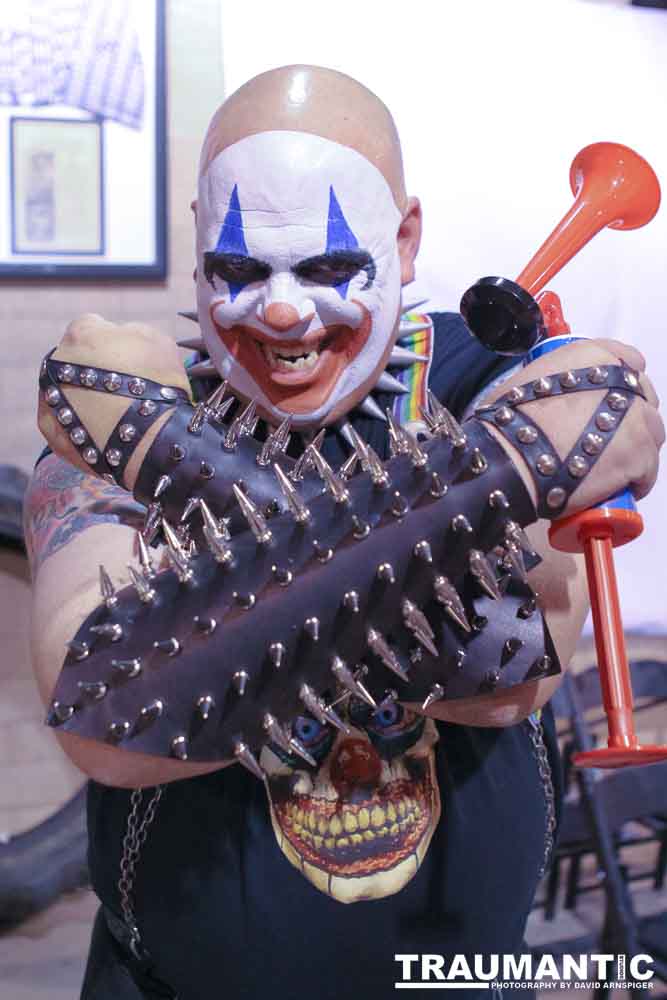 The Cinco de Mayo Freakshow Wrestling event at Knokz Pro Arena in Sun Valley, CA.  Featuring Sinn Bodhi, Scorch the Clown, Rock Riddle, Staysha Randall, Leroy Patterson, Amanda and many others.