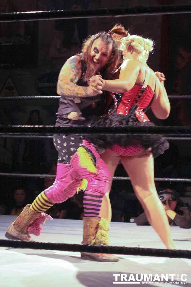 The Cinco de Mayo Freakshow Wrestling event at Knokz Pro Arena in Sun Valley, CA.  Featuring Sinn Bodhi, Scorch the Clown, Rock Riddle, Staysha Randall, Leroy Patterson, Amanda and many others.