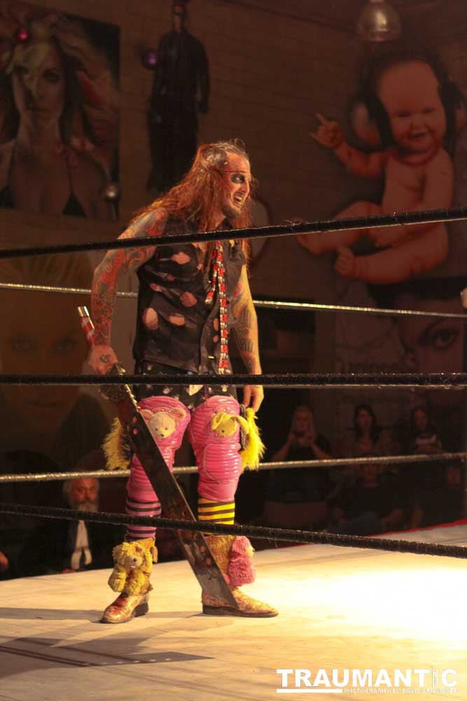 The Cinco de Mayo Freakshow Wrestling event at Knokz Pro Arena in Sun Valley, CA.  Featuring Sinn Bodhi, Scorch the Clown, Rock Riddle, Staysha Randall, Leroy Patterson, Amanda and many others.