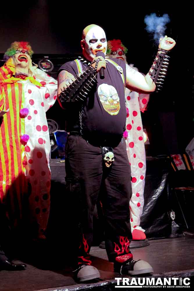 The Cinco de Mayo Freakshow Wrestling event at Knokz Pro Arena in Sun Valley, CA.  Featuring Sinn Bodhi, Scorch the Clown, Rock Riddle, Staysha Randall, Leroy Patterson, Amanda and many others.