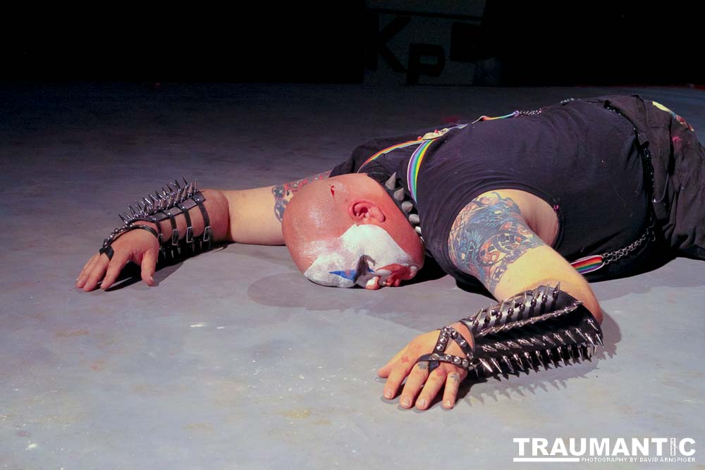 The Cinco de Mayo Freakshow Wrestling event at Knokz Pro Arena in Sun Valley, CA.  Featuring Sinn Bodhi, Scorch the Clown, Rock Riddle, Staysha Randall, Leroy Patterson, Amanda and many others.