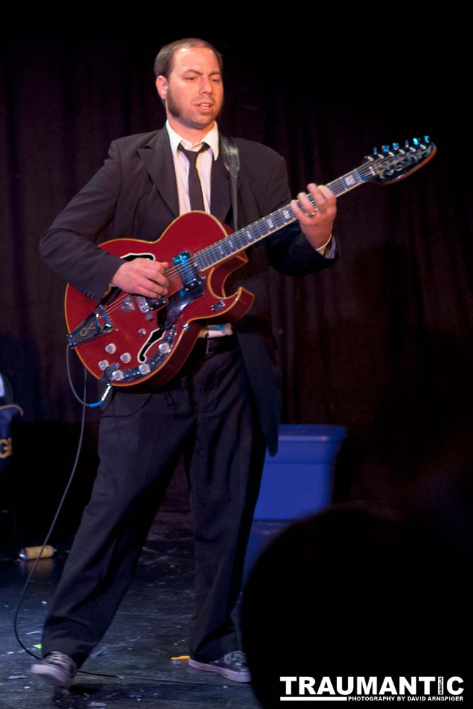 The 21st Balloon Master show at the Onyx Theatre in Las Vegas, NV on 4/27/2013.