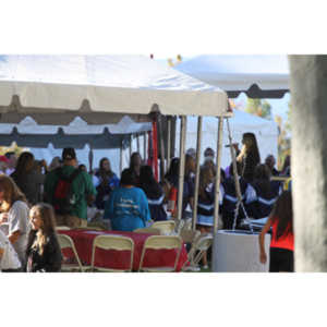 20131020-StepOutCandids-1008