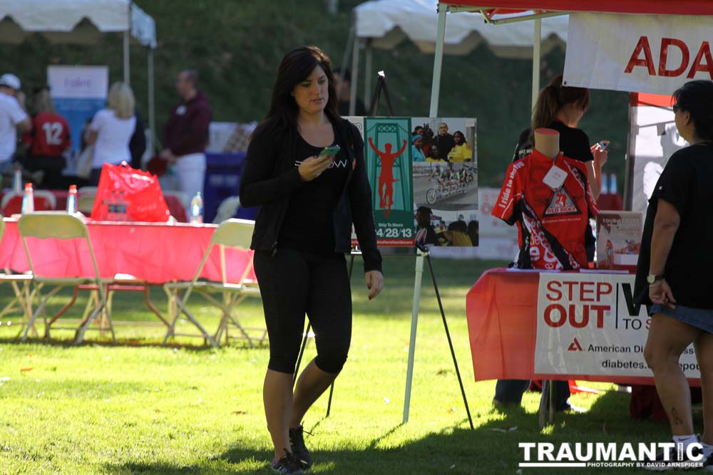 20131020-StepOutCandids-1009