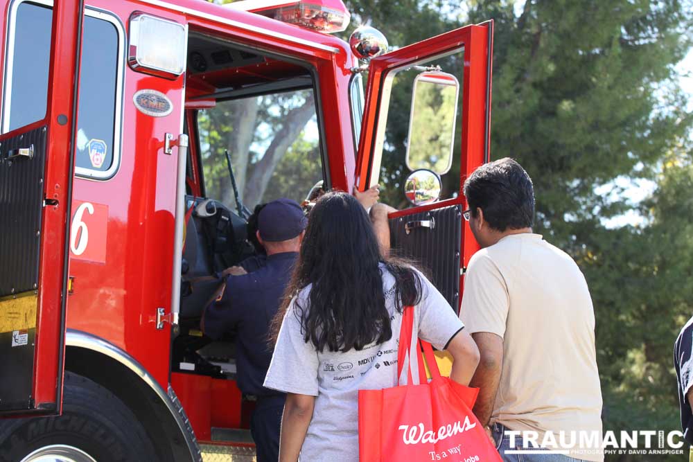 20131020-StepOutCandids-1045