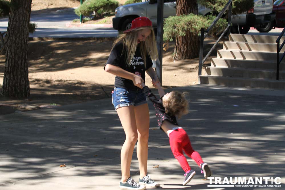 20131020-StepOutCandids-1075