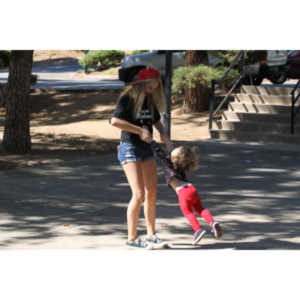 20131020-StepOutCandids-1075