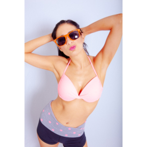 A bikini shoot for Kate to use in self promotion.