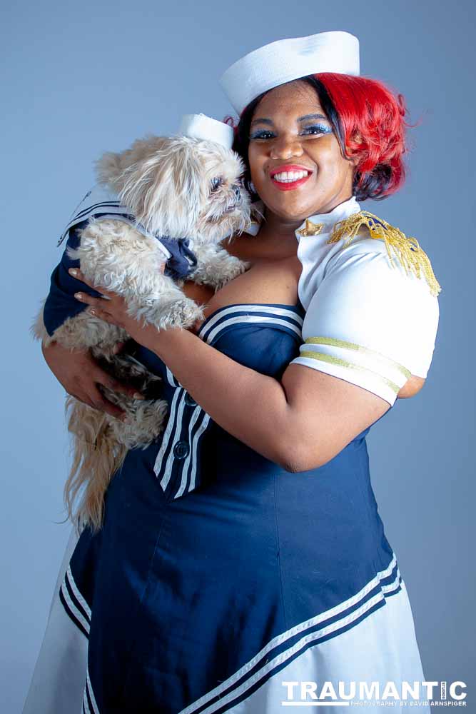 Penni wanted some cute shots of her and her dog Thor.  We got 'em.