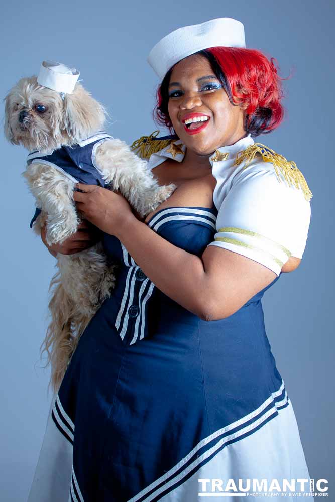 Penni wanted some cute shots of her and her dog Thor.  We got 'em.