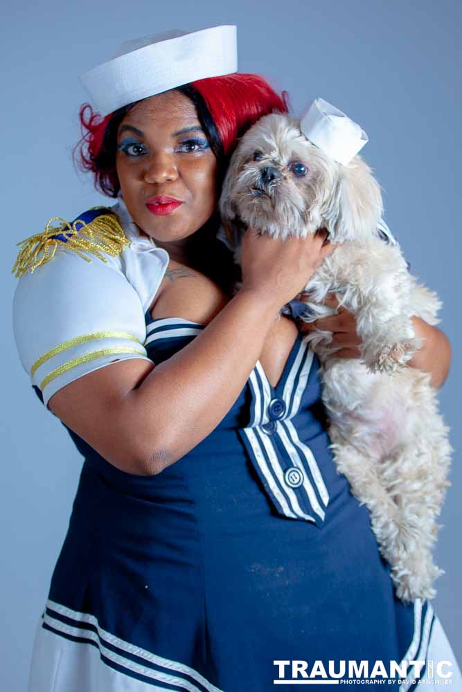 Penni wanted some cute shots of her and her dog Thor.  We got 'em.