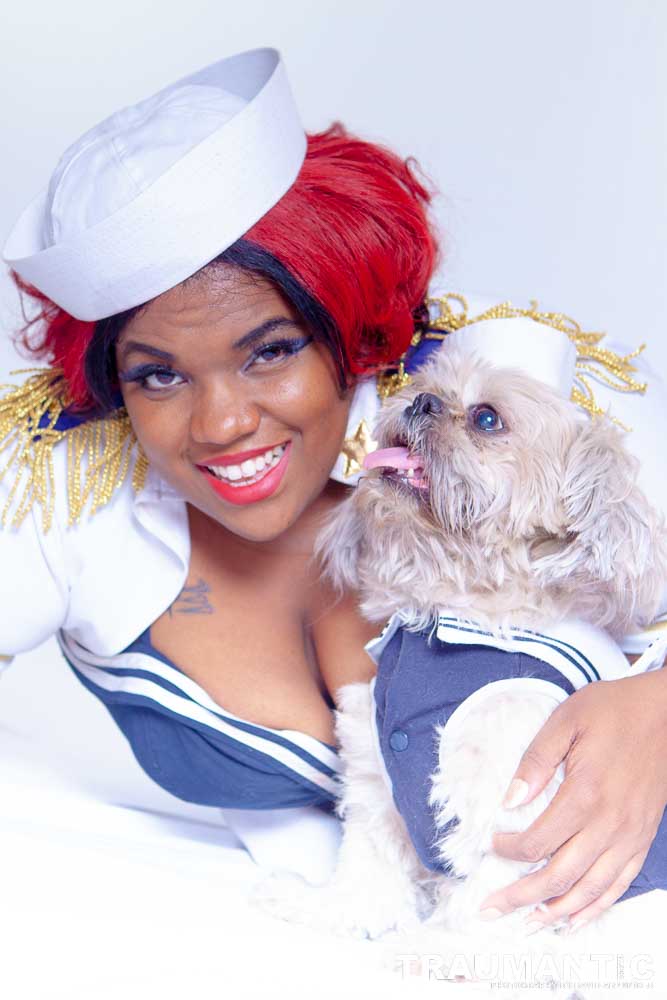 Penni wanted some cute shots of her and her dog Thor.  We got 'em.