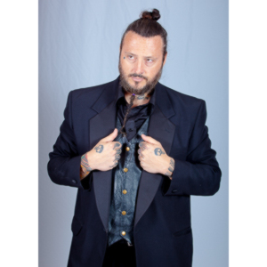 A fun promo shoot for Sinn Bodhi.